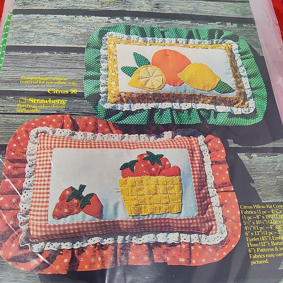 2X Vintage Yours Truly Strawberry & Citrus Perky Pillow Kit, 1977 MadeIn USA New - Picture 7 of 7
